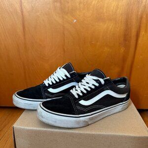 Vans Old Skool Black and White Sneakers